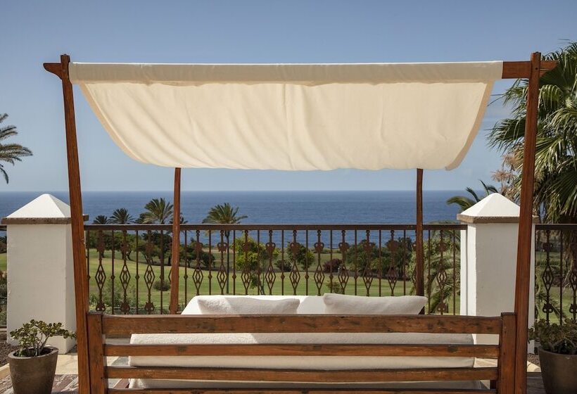 ホテル Hacienda del Conde Meliá Collection Golf & Spa