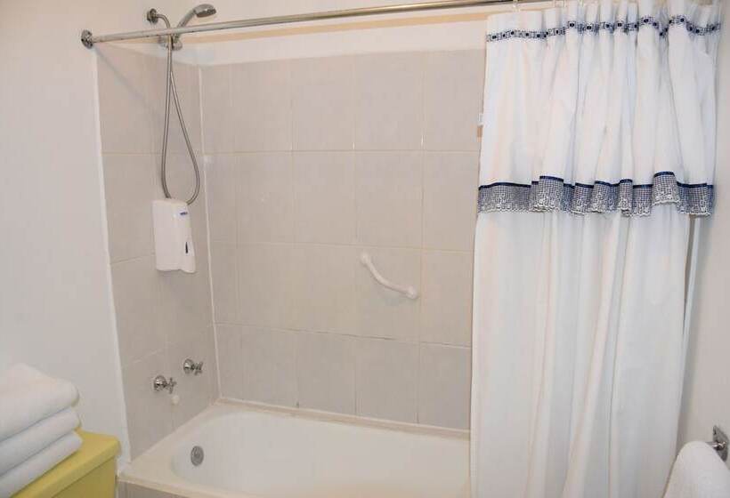 בית מלון כפרי Hispano