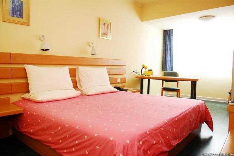 Отель Home Inn Mu Du