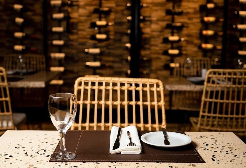 هتل La Reserva Virgin Lodge