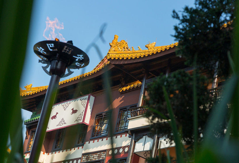 هتل Ling Bao, Phantasialand Erlebnis