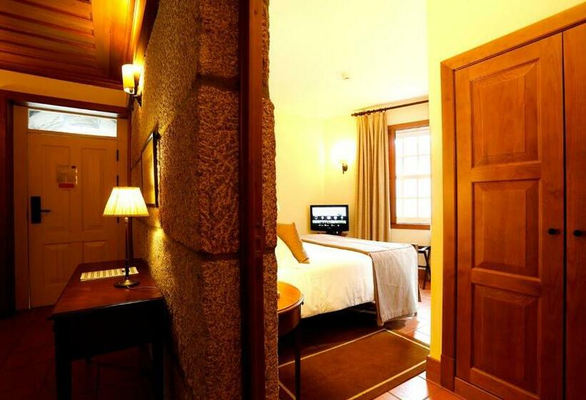ホテル Parador Casa da Insua