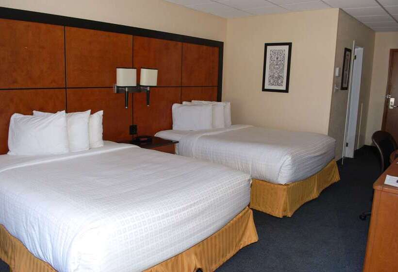 هتل Quality Inn