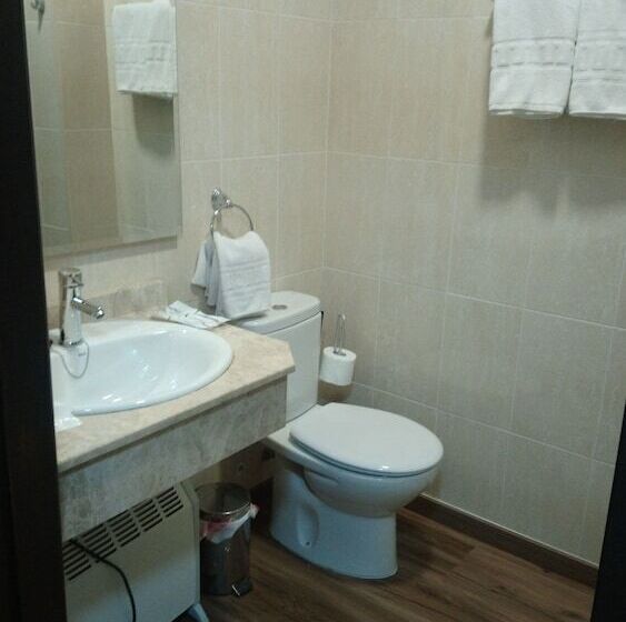 فندق Restaurante Sostenible La Laguna