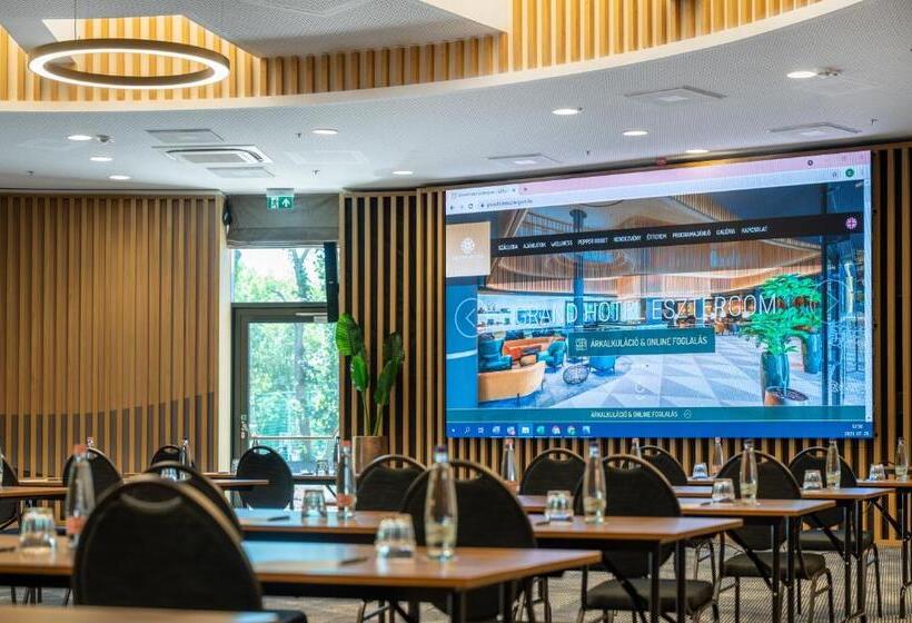 Grand Hotel Esztergom