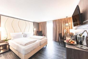هتل Plaza Residence Stuttgart Ditzingen
