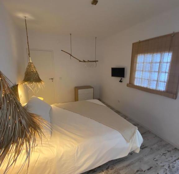 פנסיון Alma Zahora