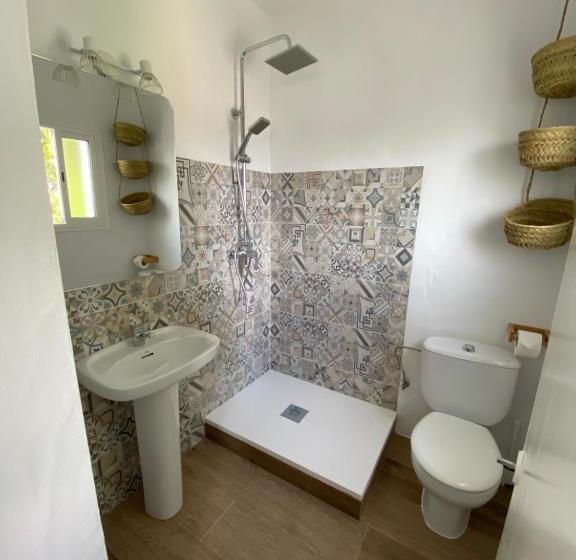 פנסיון Alma Zahora