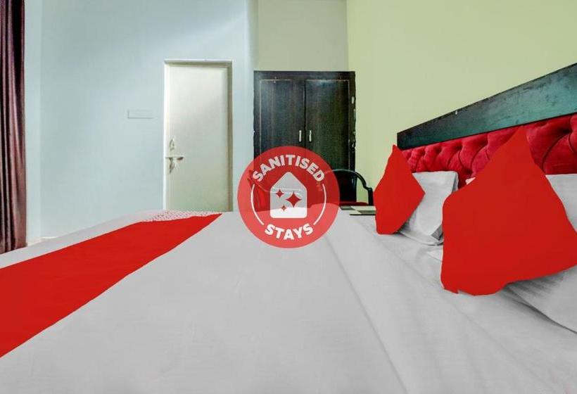 בית מלון כפרי Oyo 74957 Hotal Niwari House