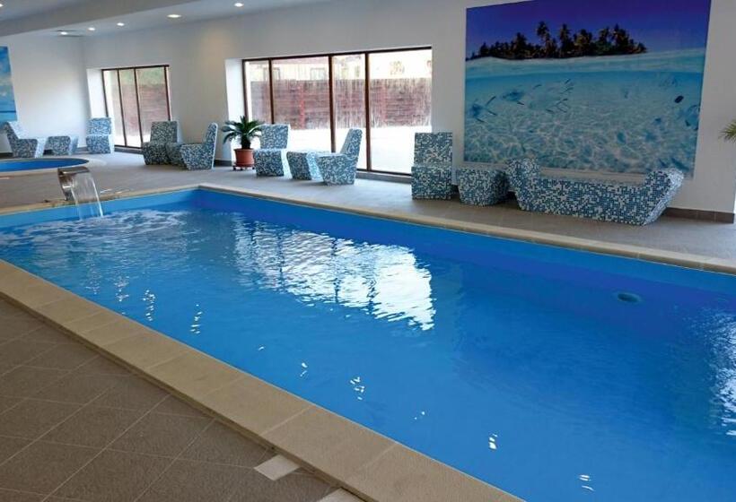 هتل Spa Cazino Monteoru