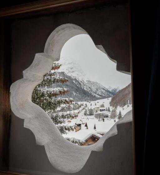 Отель Weiss Kreuz