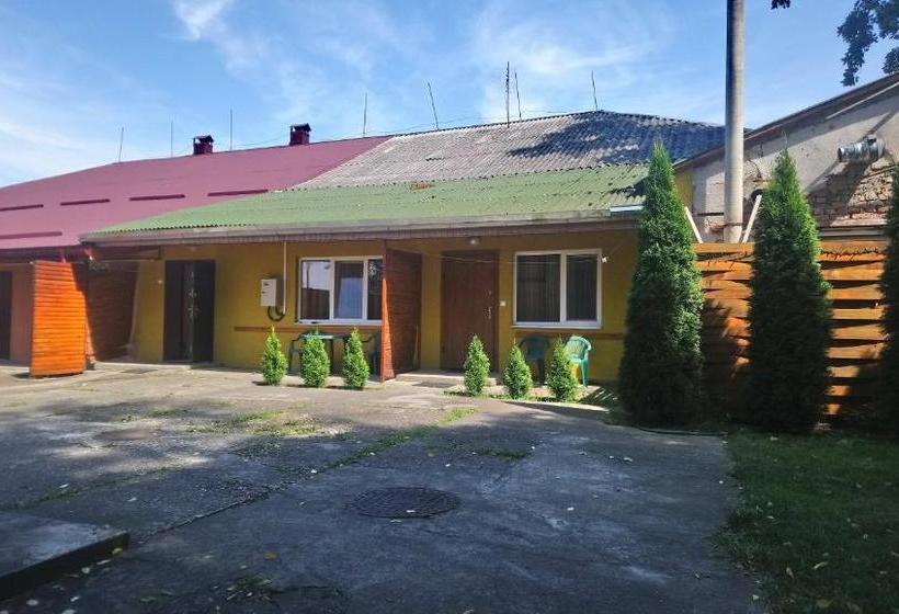 ユースホステル садиба у яноша