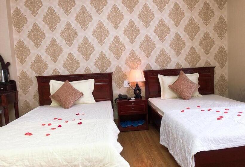 Otel Ngọc Mấy   đại Lợi