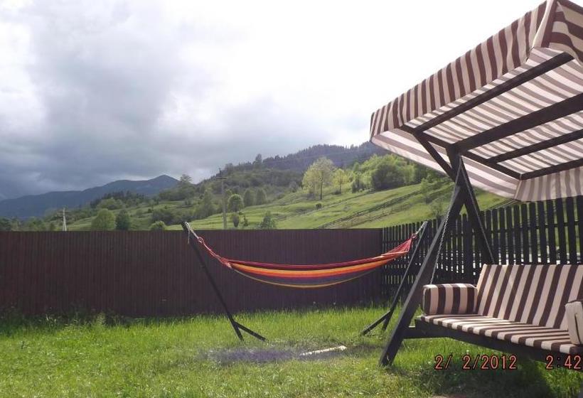 ペンション файна хата