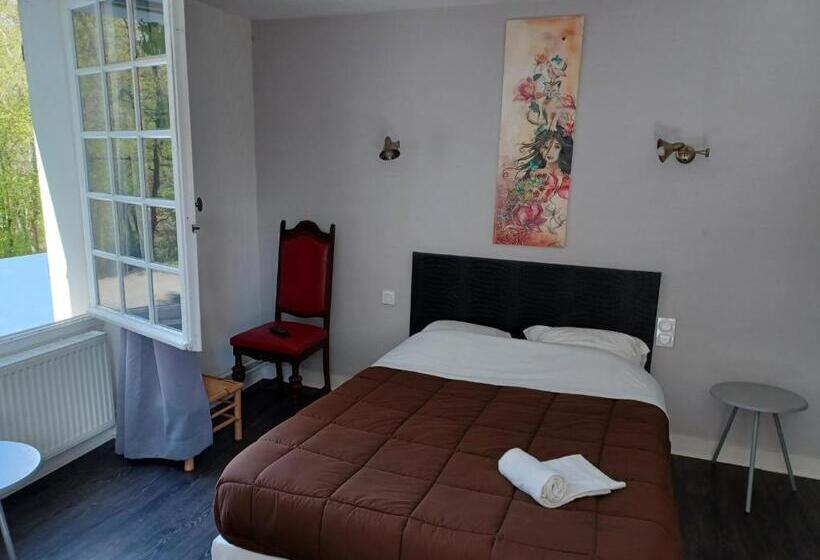 ベッドアンドブレックファースト L Auberge De La Forêt