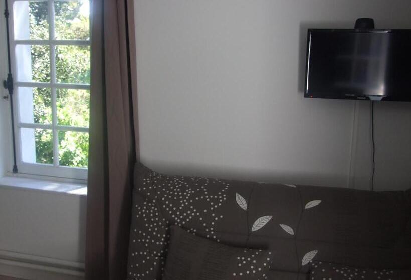 ベッドアンドブレックファースト L Auberge De La Forêt