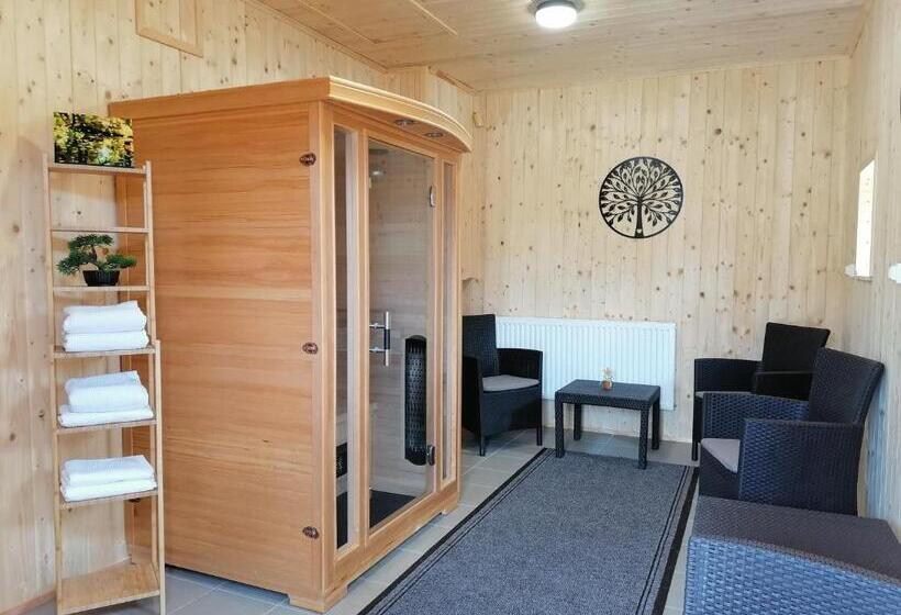 بنسيون 8888 Apartmanház