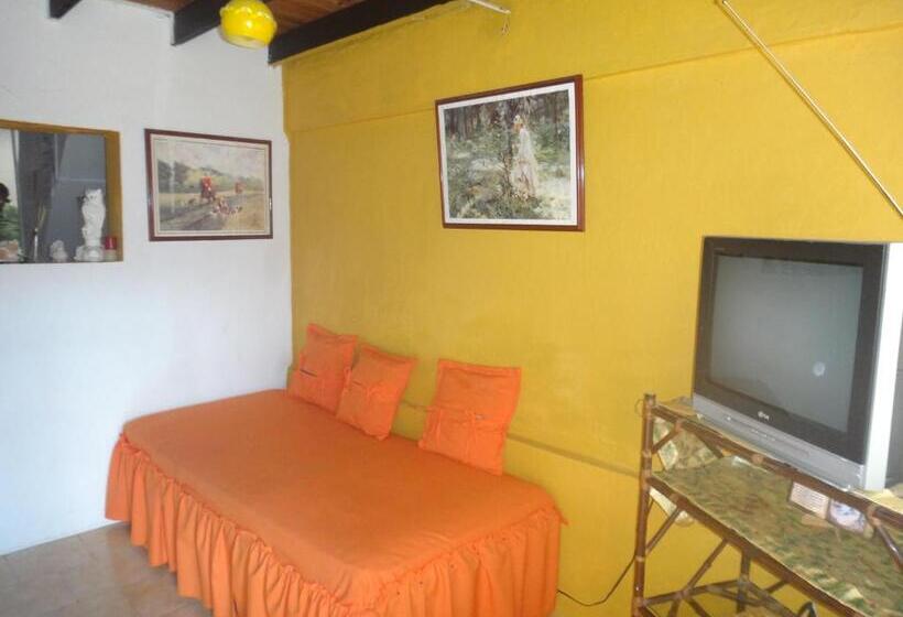 پانسیون Posada Green Sea Villa Helen Kilometro 4 Circumbalar