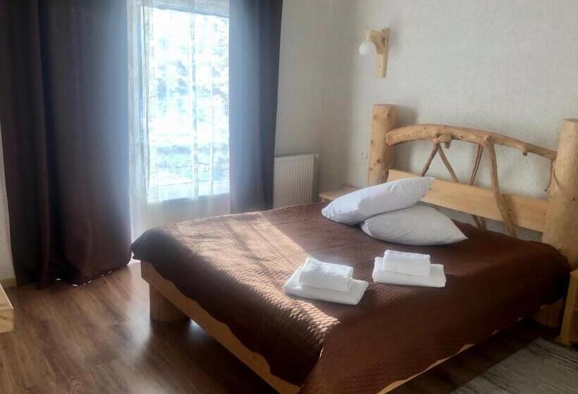Resort готель River Hill
