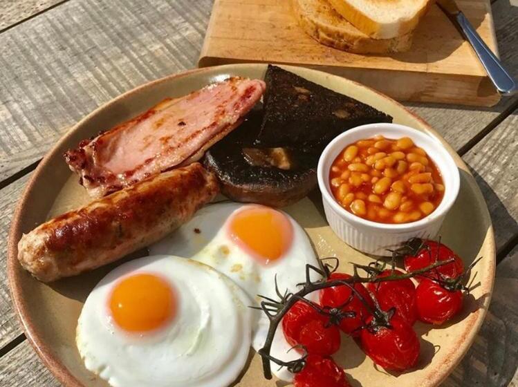 هاستل The Pig Inn