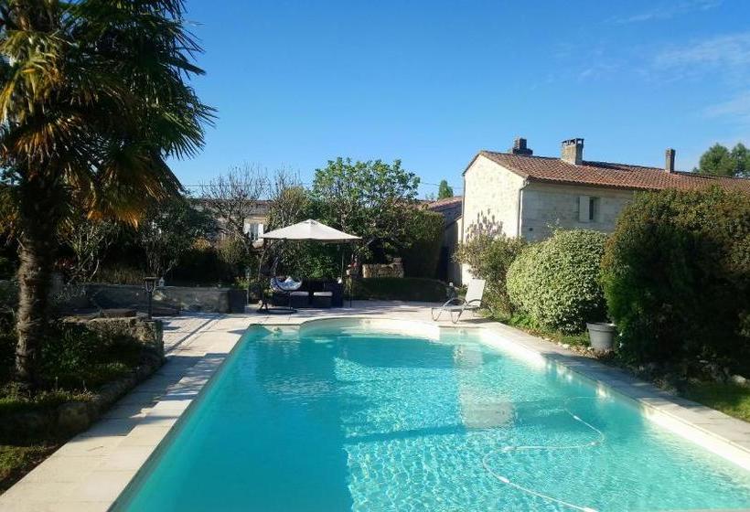 مبيت وإفطار Chambres D'hôtes Du Domaine De Lansac