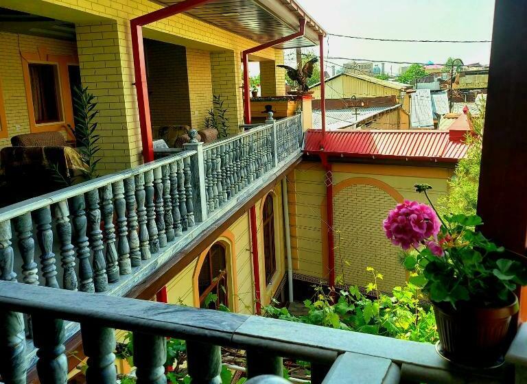 مبيت وإفطار Rahmon