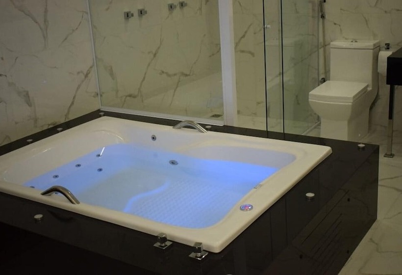 בית מלון כפרי Caculé Palace