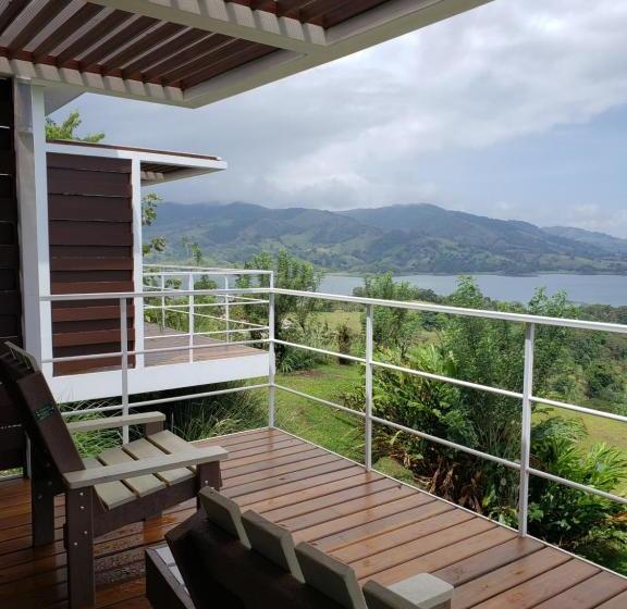 בית מלון כפרי Laguna Arenal