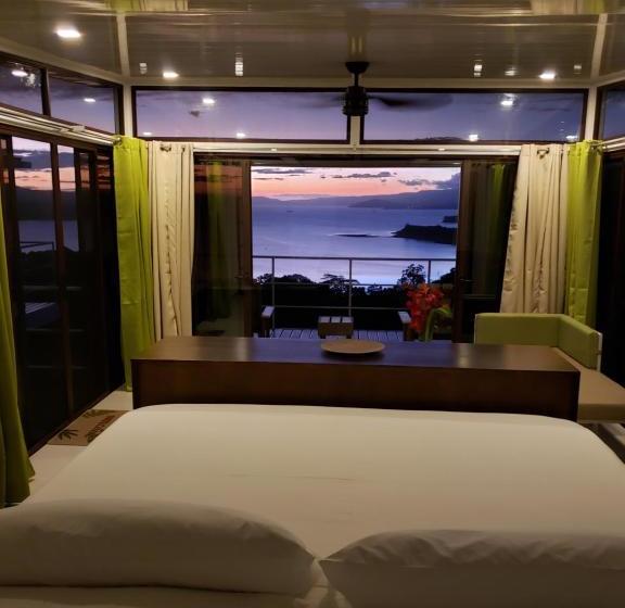 בית מלון כפרי Laguna Arenal