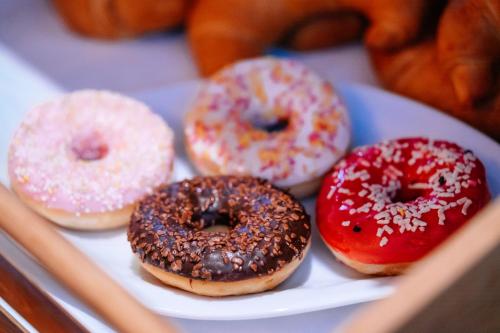 Patrix Hotel, Restaurant, Bar