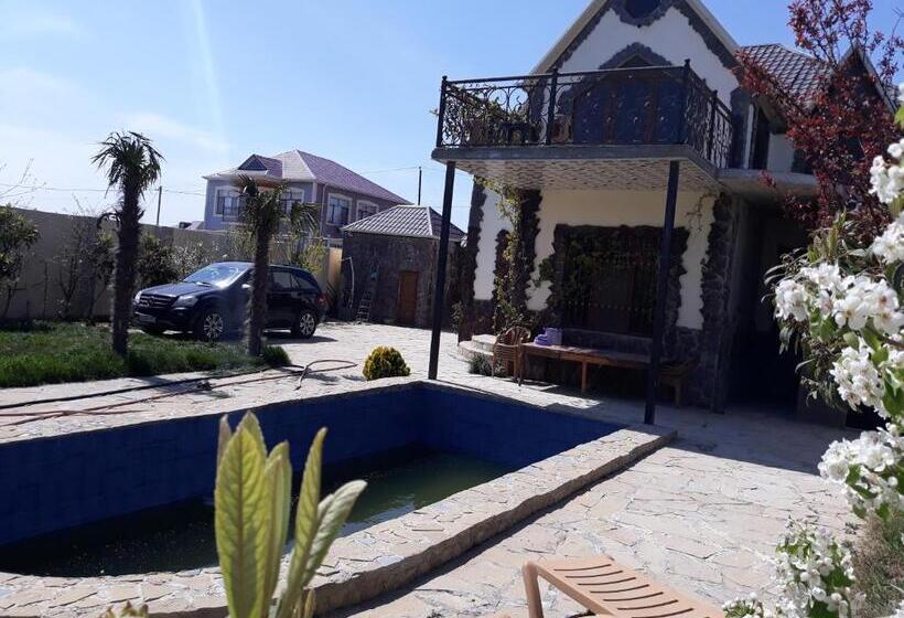 بنسيون Baku Black Mountain Guest House