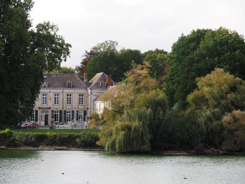 Пансион Chateau De Juvigny