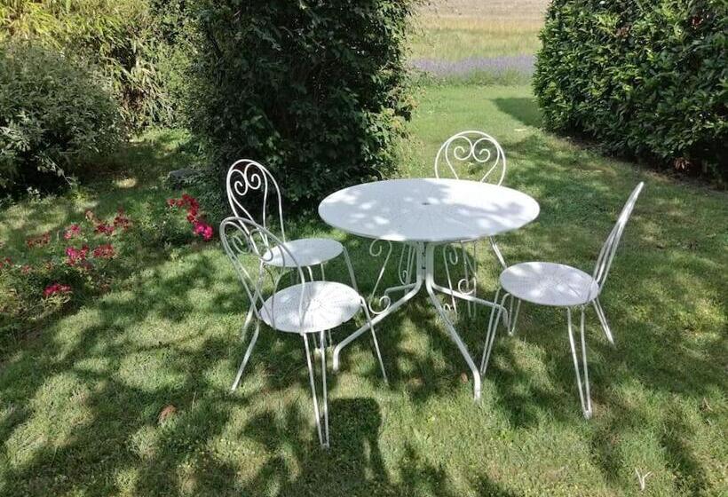 פנסיון La Bastide De Sauvetas