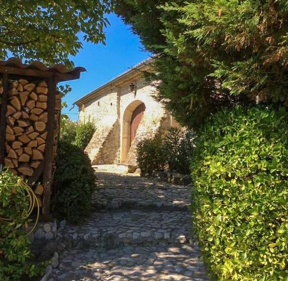 פנסיון La Bastide De Sauvetas