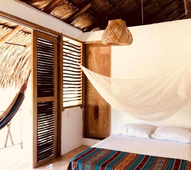 پانسیون Maria Moñitos Hostel