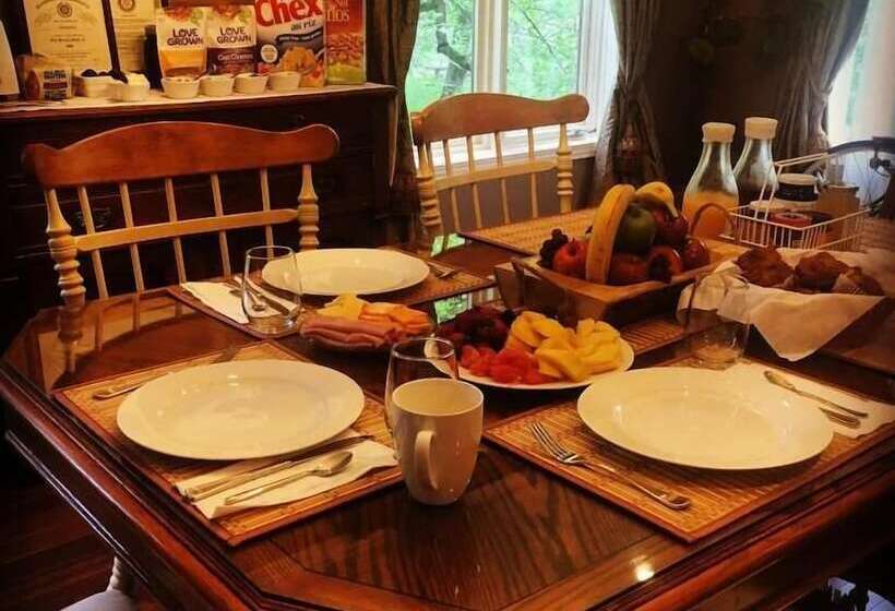 Tailwinds B&b