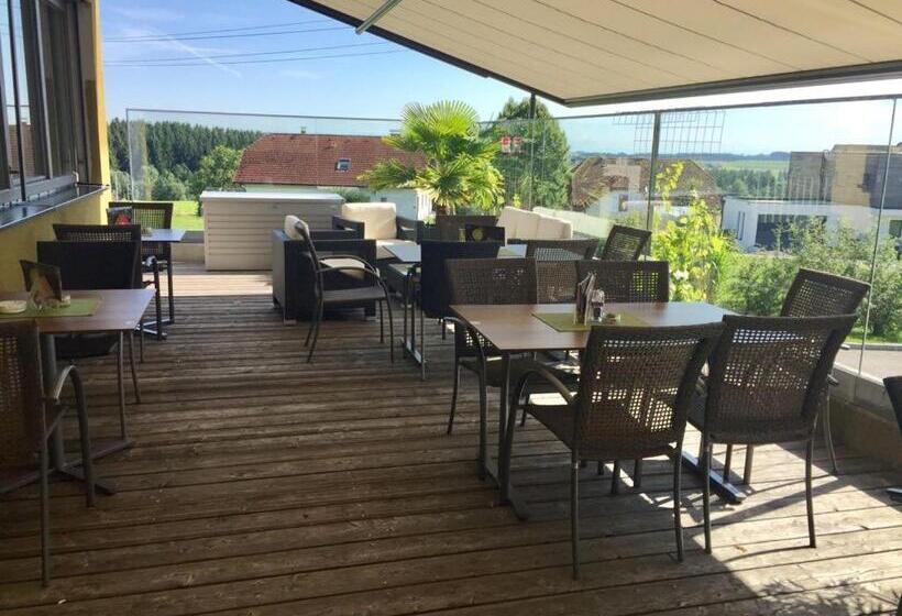 ユースホステル Hauerwirt