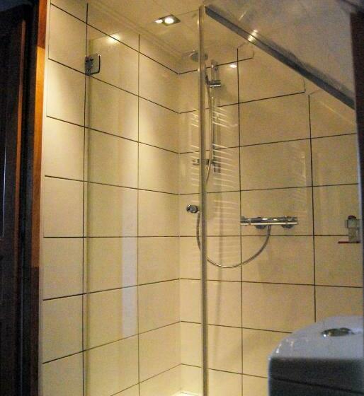 مبيت وإفطار Auberge St P Vegetarien Bnb