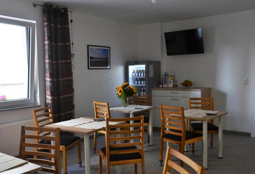 ベッドアンドブレックファースト Gästehaus Am Hochsimmer