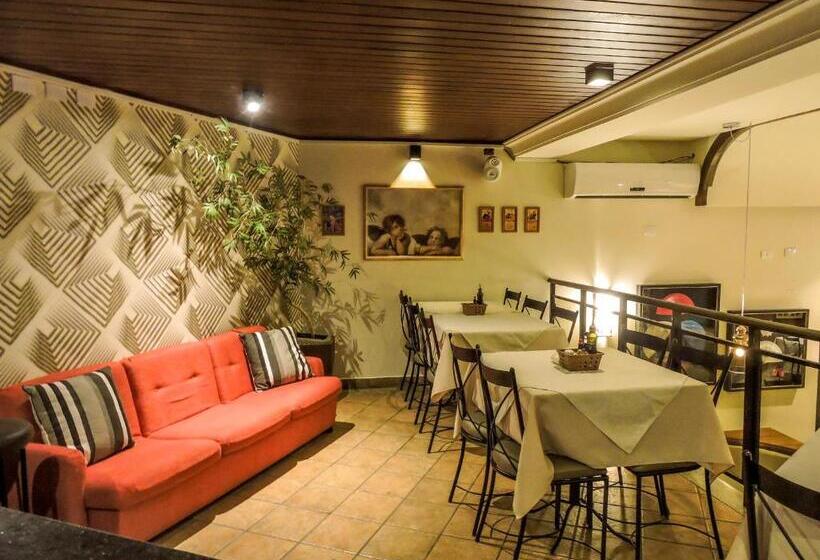 فندق Don Antonio