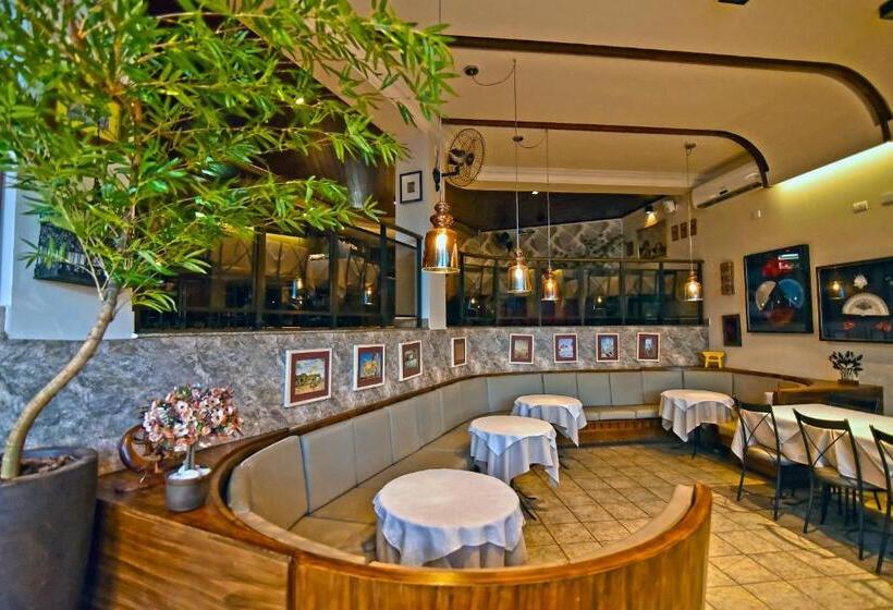 فندق Don Antonio