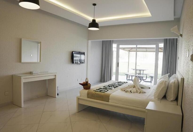 Palm Beach Resort