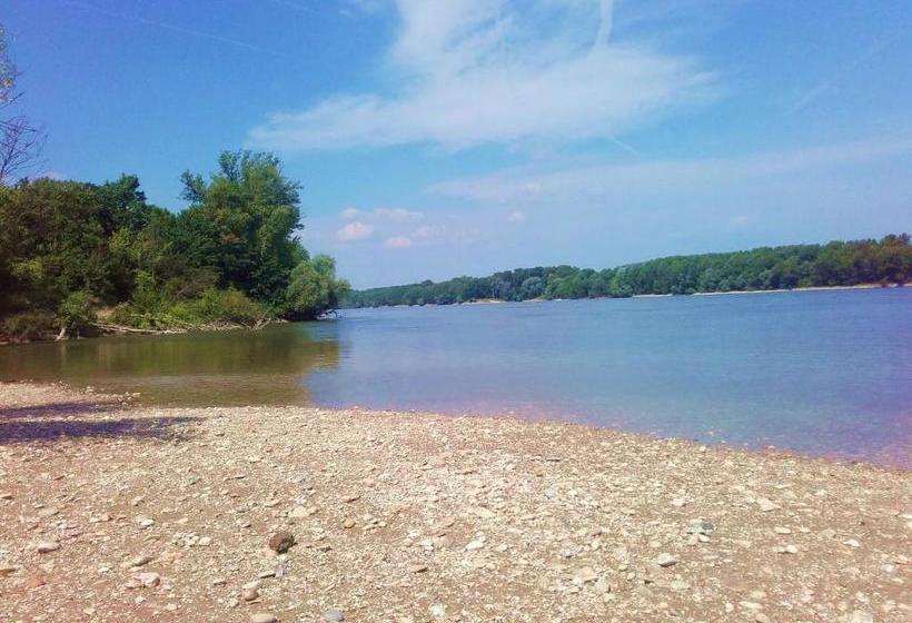 Пансион Akácvirág Vendégház