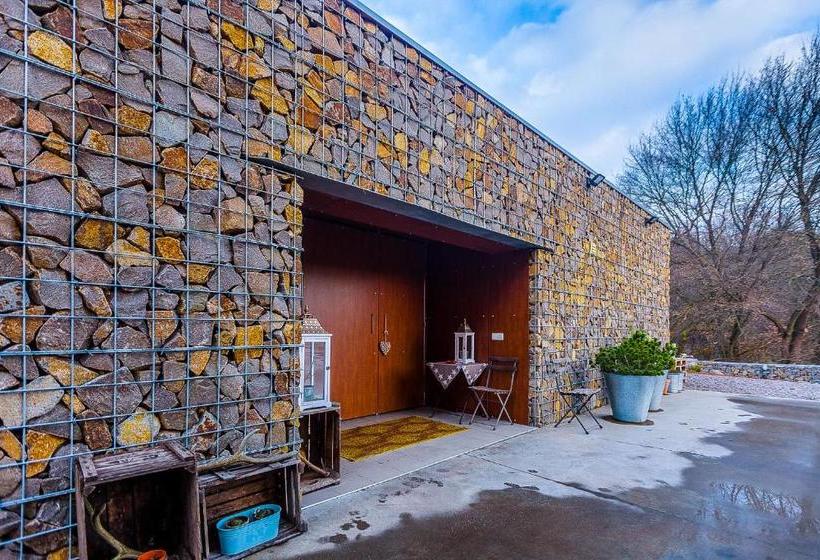 بنسيون Ezererdő Vendégház