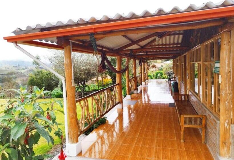 פנסיון Hostal Taita Cristobal