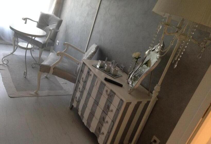 ベッドアンドブレックファースト Au Paradis Cathare