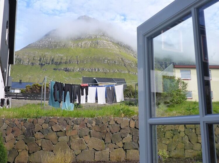 مبيت وإفطار Visithomes Faroe Islands
