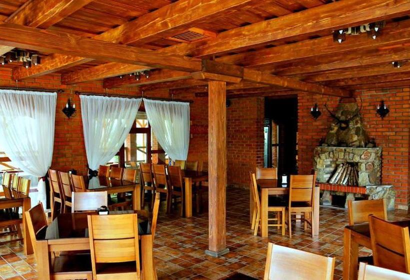 Отель Chorna Skelya Resort & Wellness