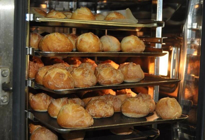 בית מלון כפרי L'auberge Du Tire Bouchon