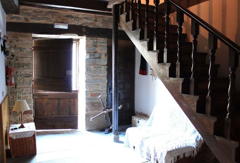 فندق Pazo Torre Do Barrio